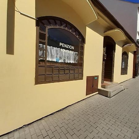 Penzion Fontana Mikulov Eksteriør bilde